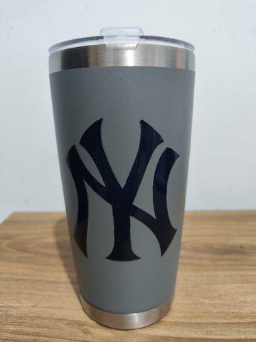 Termo de 20 onzas color gris New York Yankees