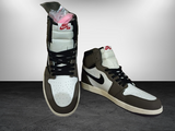 Jordan 1 Marrón, blanco y negro