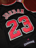 X Jersey Toros de Chicago Bulls Retro Negra Jordan Con Parche Finals